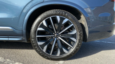 Volvo XC90 2.0 T8 PHEV Ultra Dark 5dr AWD Geartronic Estate